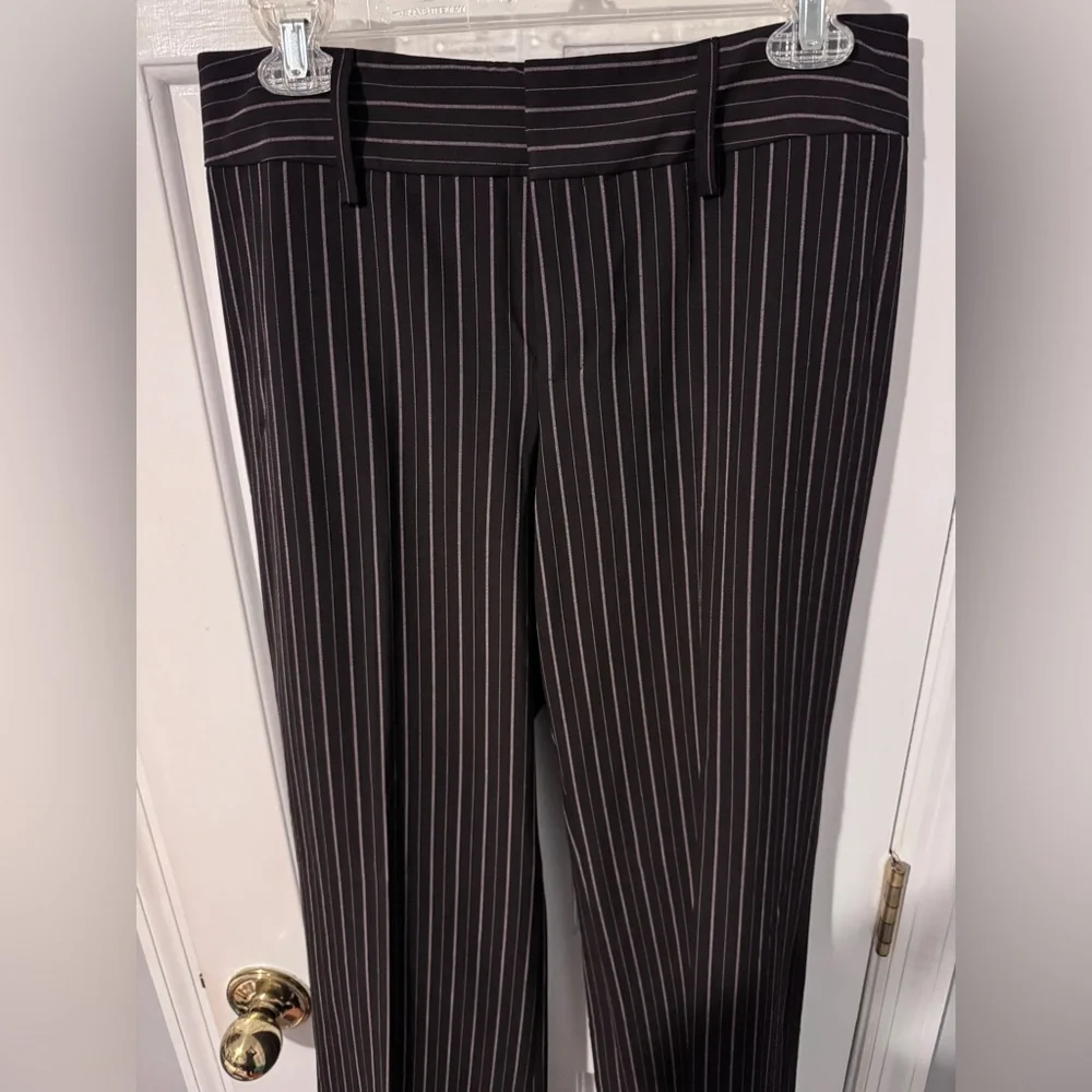 Nine West Chocolate Brown Pinstripe Trousers with Cuffed Hem & Notch in Back EUC
